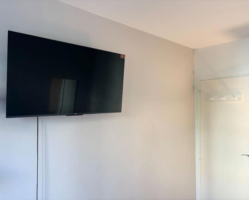Appartement Confort Avec Balcon - Champigny Экстерьер фото