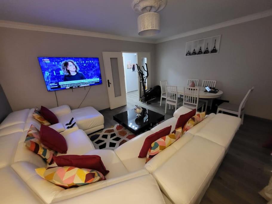 Appartement Confort Avec Balcon - Champigny Экстерьер фото