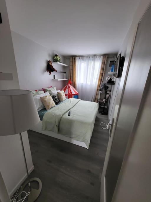 Appartement Confort Avec Balcon - Champigny Экстерьер фото